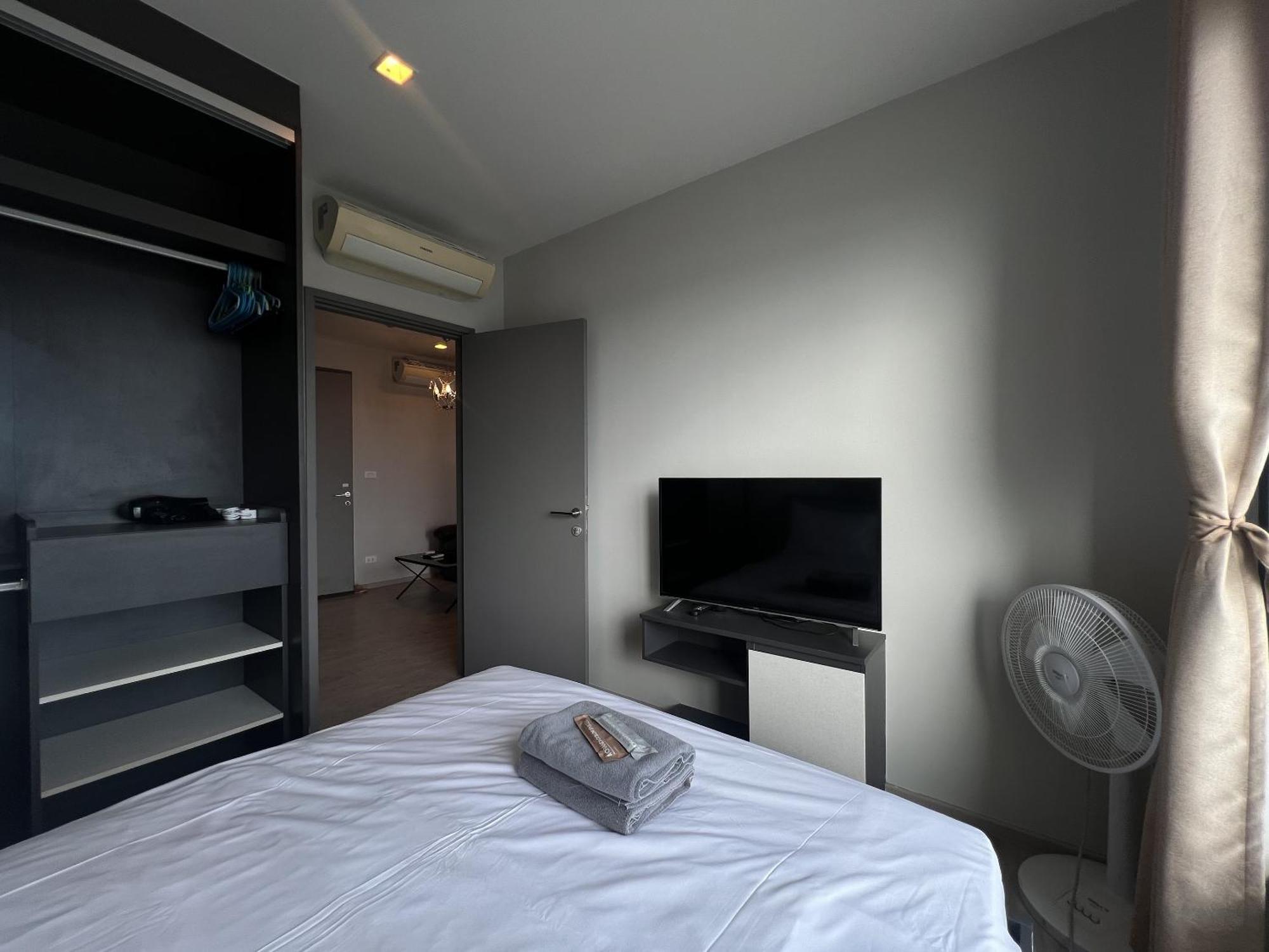 The Base Central Pattaya By Mickey Luaran gambar