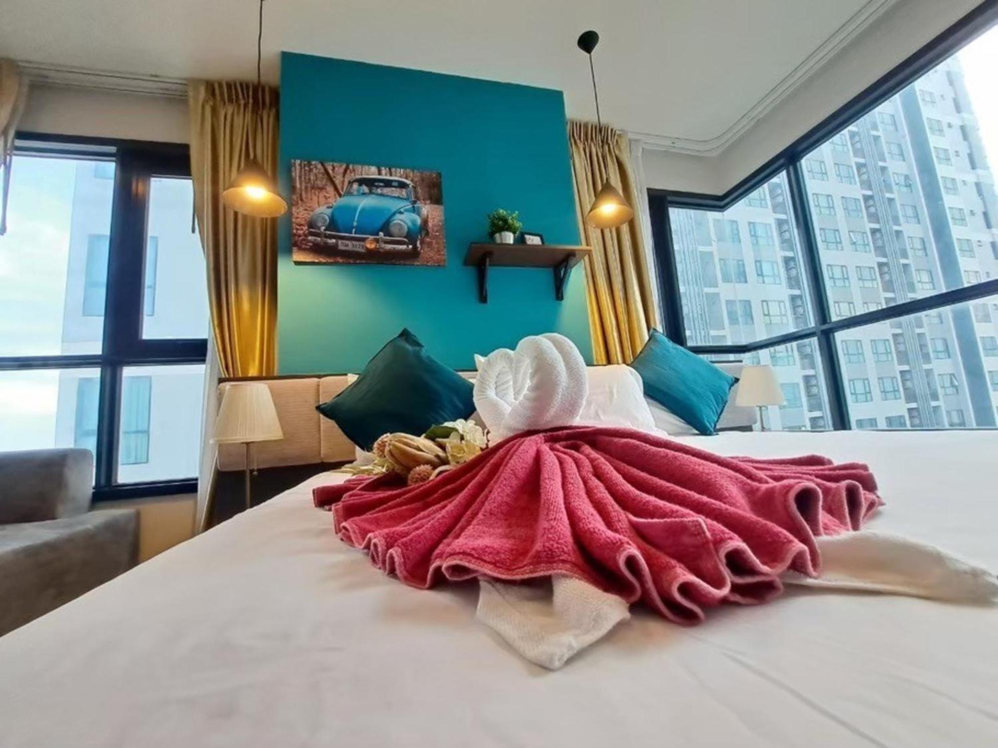 The Base Central Pattaya By Mickey Luaran gambar